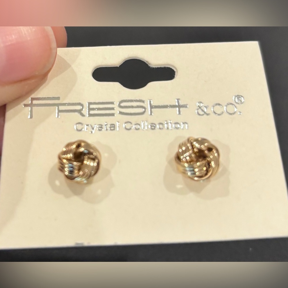 NWT “Fresh & Co.” 14K Gold Plated Sterling Silver Love Knot Stud Earrings